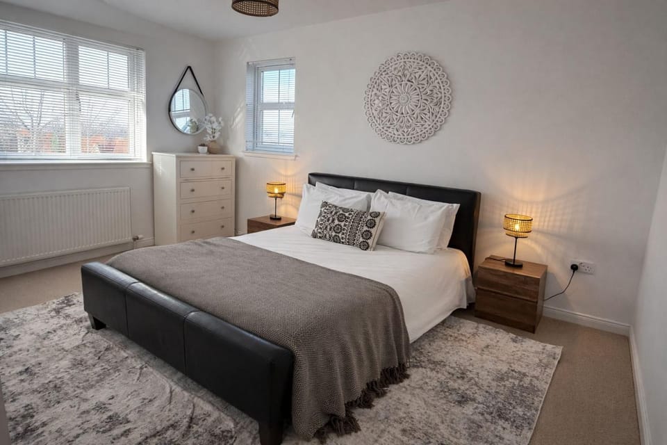 Bed, Bedroom