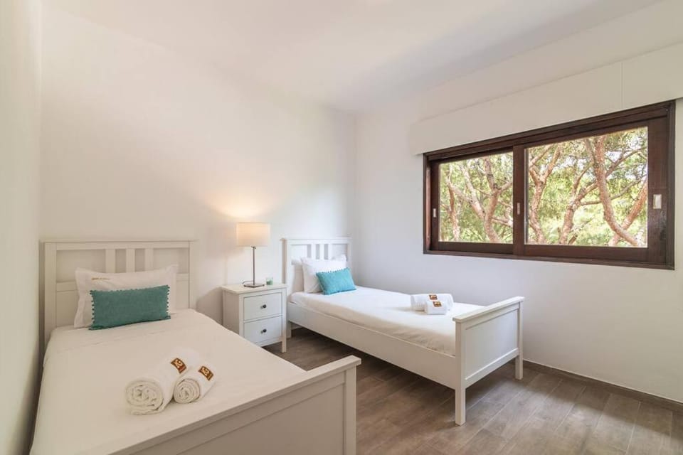 Vilamoura M.M. Sunrise T2 Apartment in Quarteira