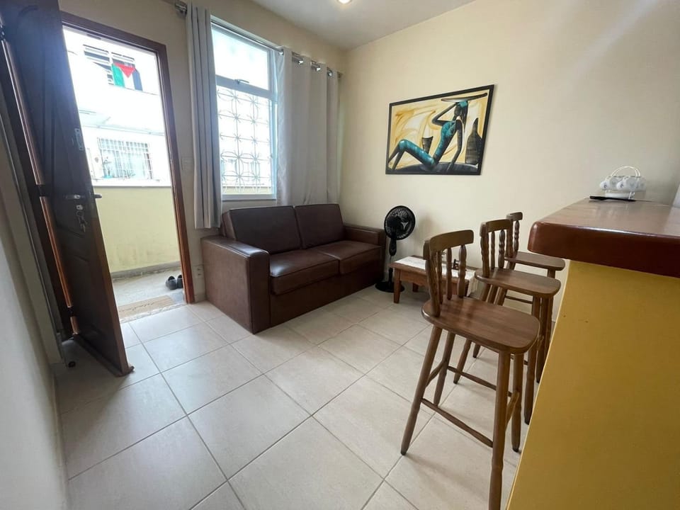 Copacabana Family Haven: 3min to the Shoreline Apartment in Rio de Janeiro