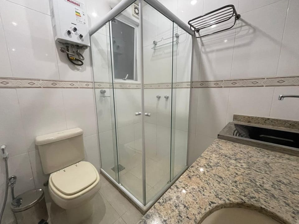 Copacabana Family Haven: 3min to the Shoreline Apartment in Rio de Janeiro