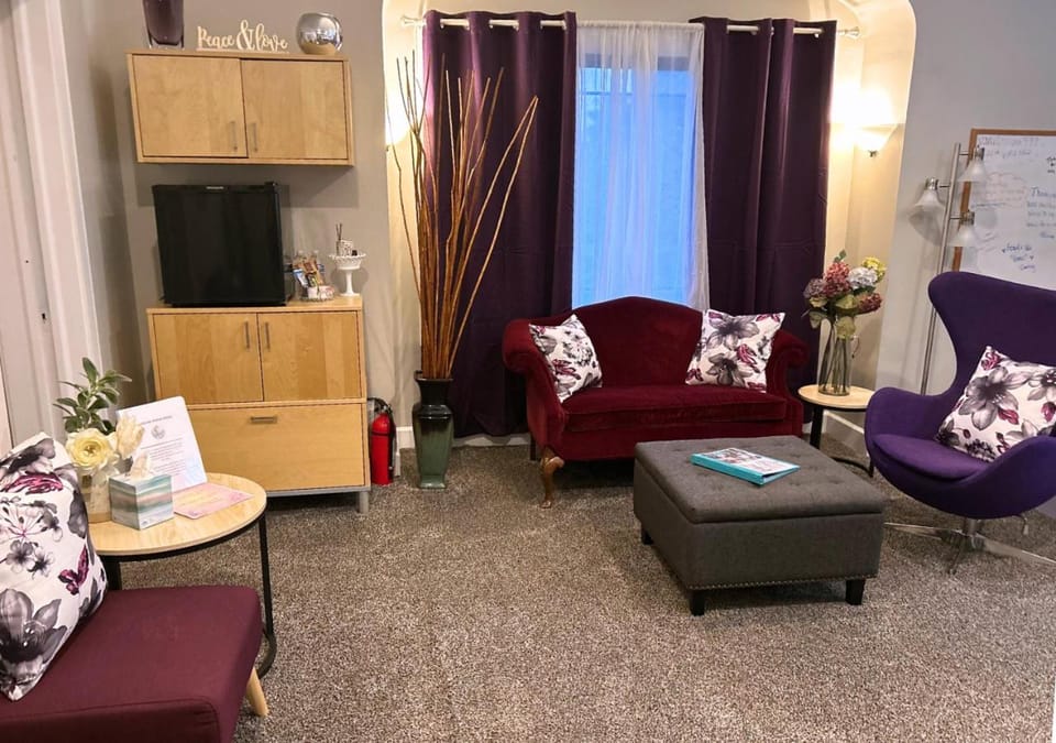 Living room, Seating area, Bedroom