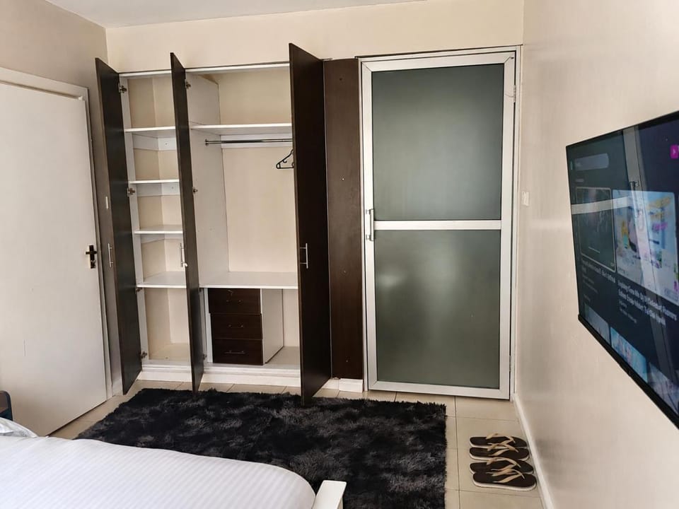 Legatus Cozy Homes -1 Bedroom Ensuite with Swimming pool Ongata Rongai Apartment in Nairobi