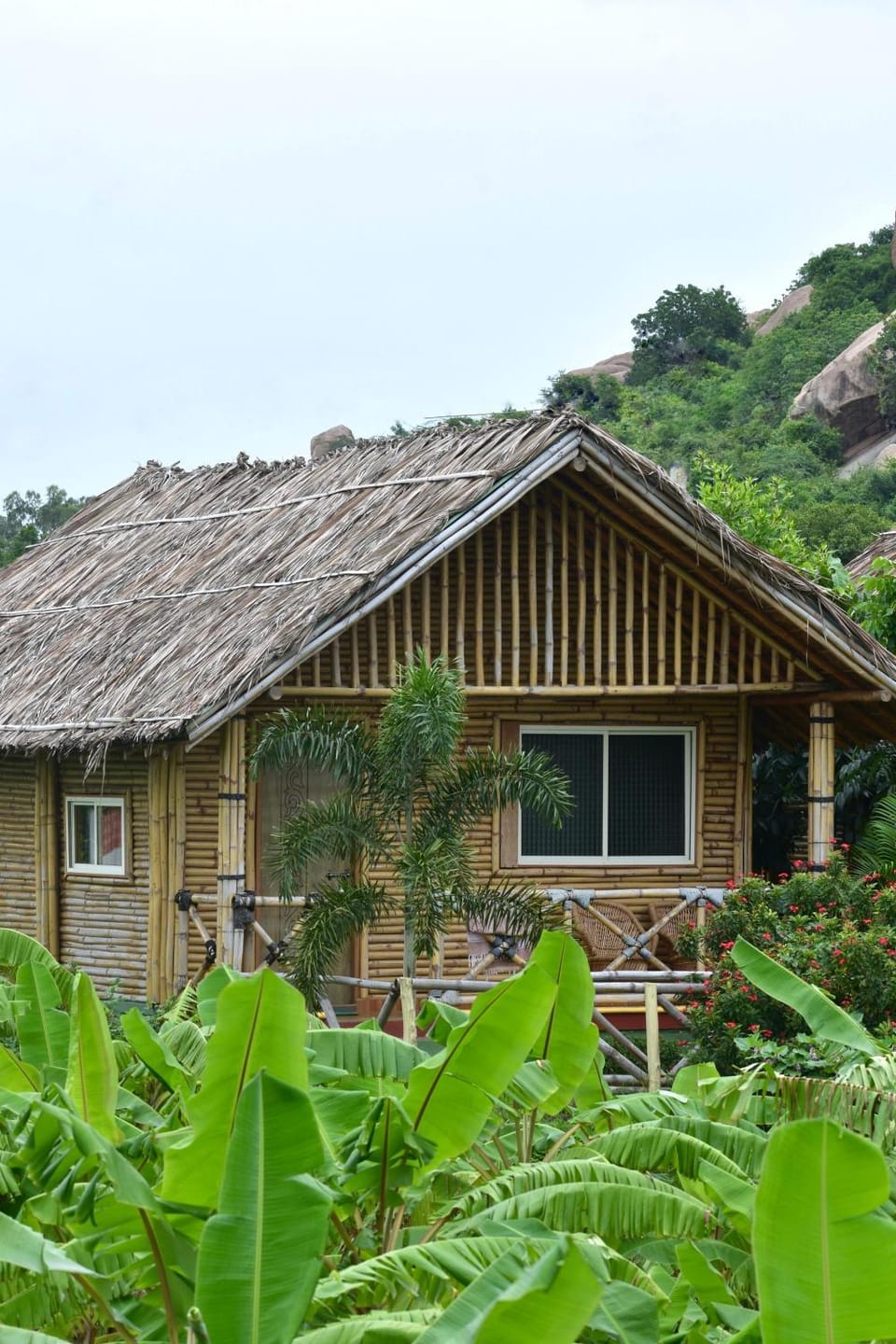 Mowgli's Cafe Hampi & Guest House Bed and Breakfast in Karnataka