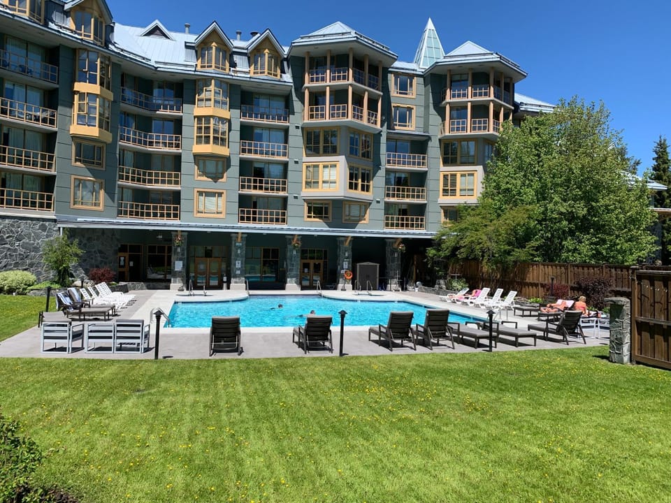 Day, Balcony/Terrace, Pool view, Swimming pool, sunbed