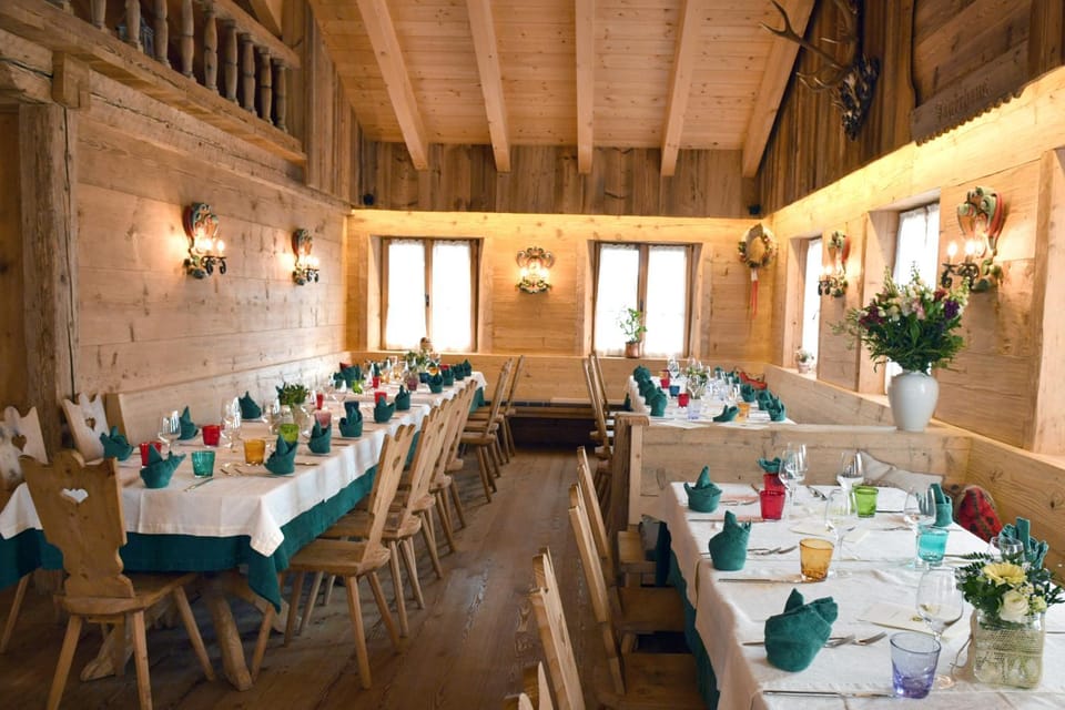 Jägerhaus Agriturismo Farm Stay in Cortina d Ampezzo