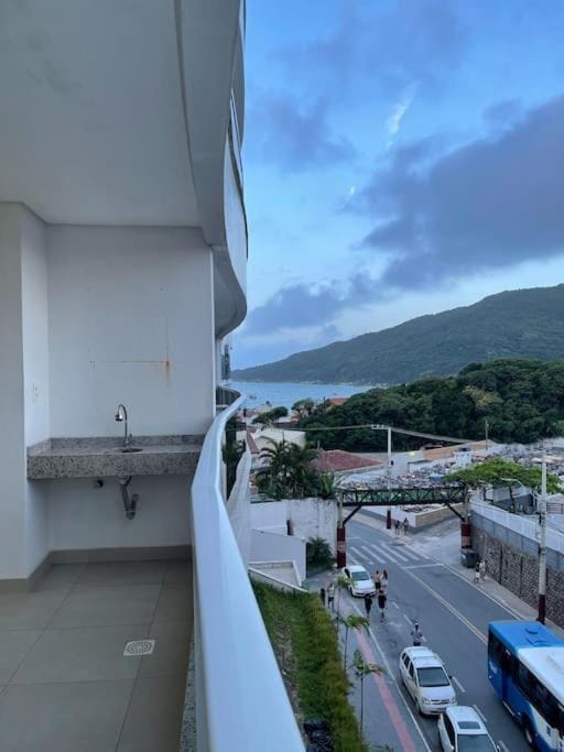 Apartamento frente mar ingleses Mirante Home Club Apartment in Florianopolis