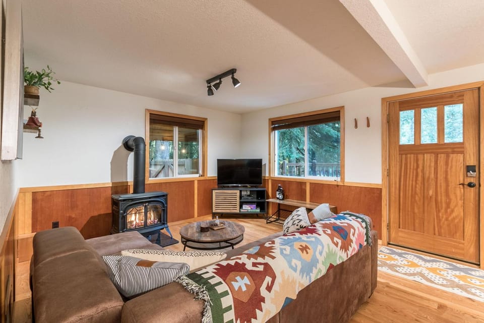 Perch - Juniper Cabin Cabin in Washington