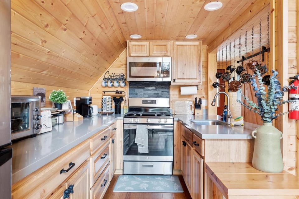 Perch - Boho Getaway House in Washington