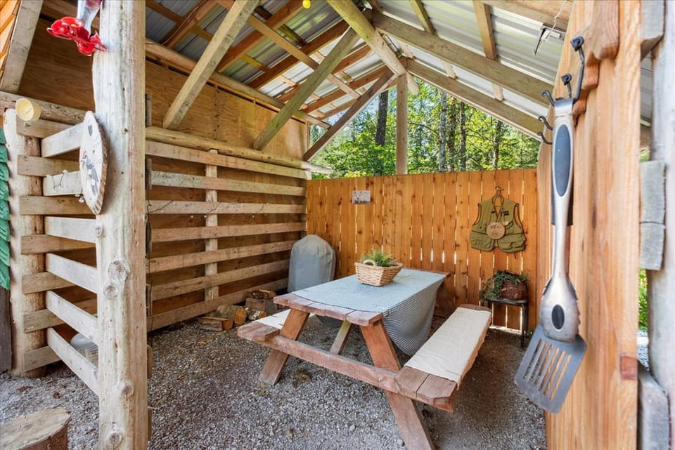 Perch - Antler House House in Washington