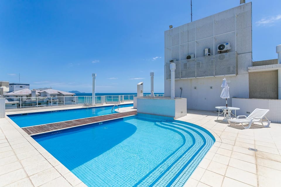 Day, Pool view, Swimming pool, sunbed