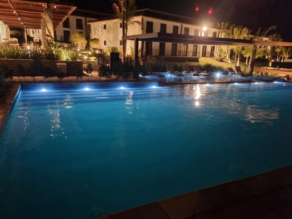 Night, Swimming pool