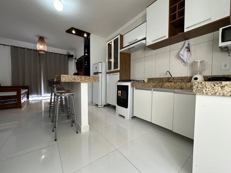 Kitchen or kitchenette, minibar, pet friendly, stove