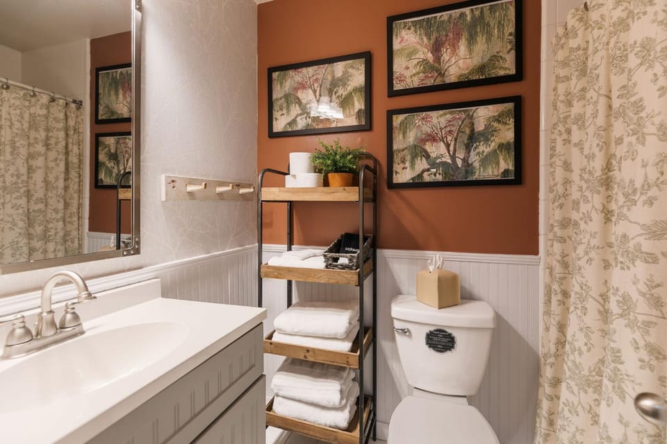 Downtown Riverfront Condo unit 780 Apartment in East Nashville