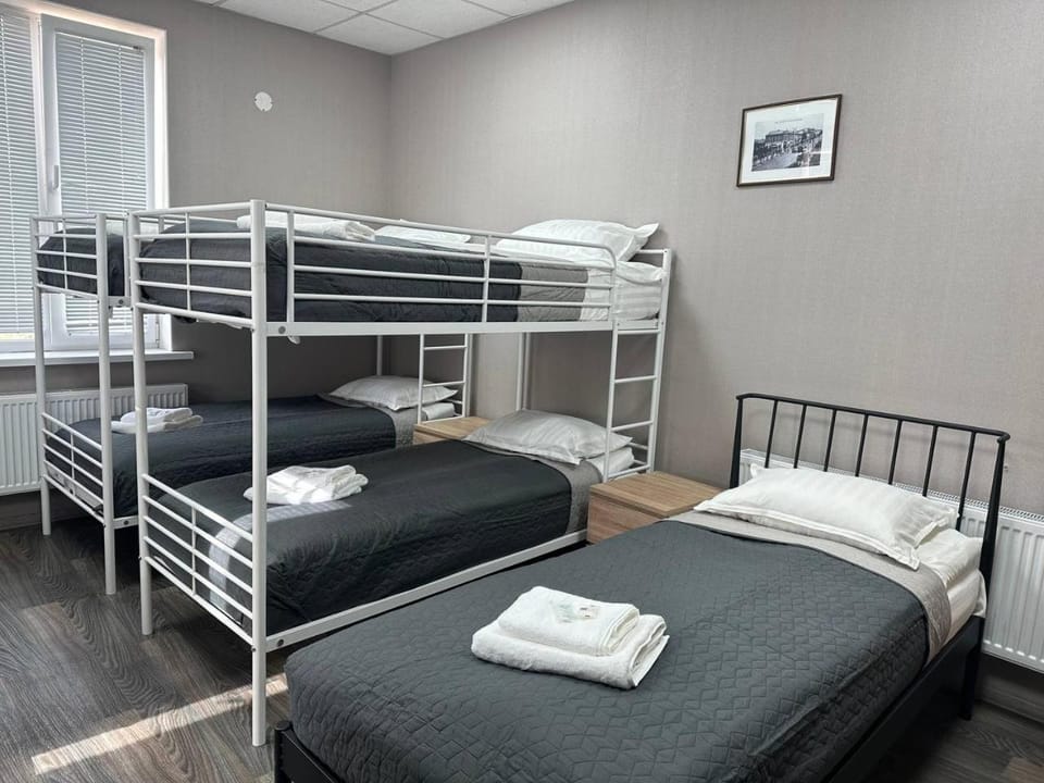 Bed, Photo of the whole room, Bedroom, bunk bed, towels