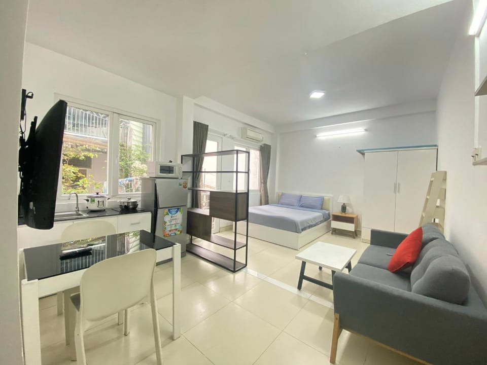 Photo of the whole room, Seating area, Bedroom