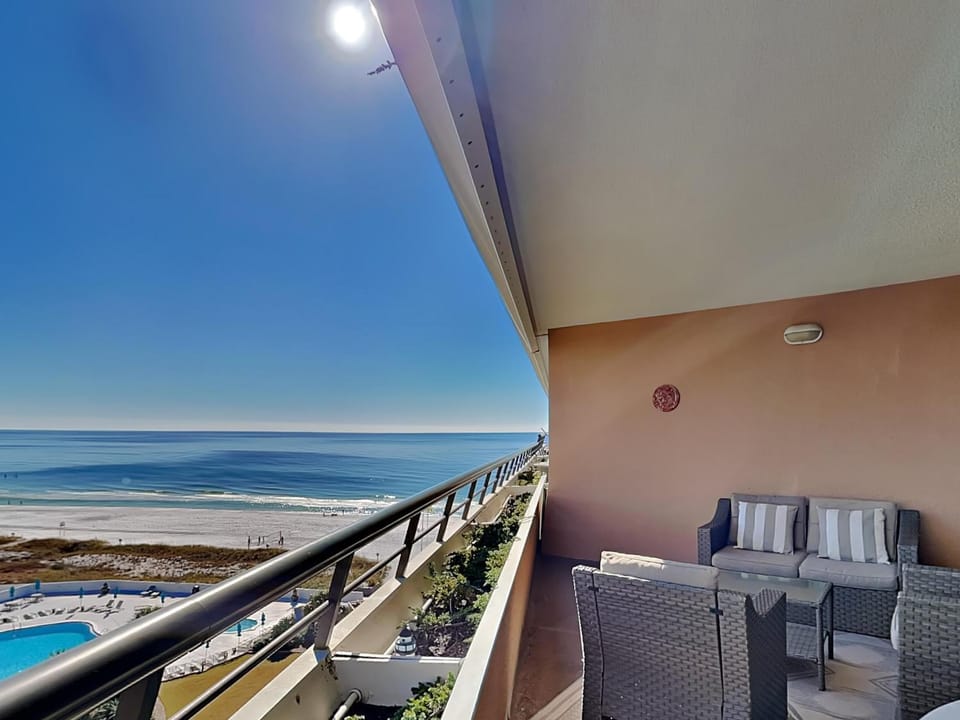 Balcony/Terrace, Beach, Sea view, Swimming pool