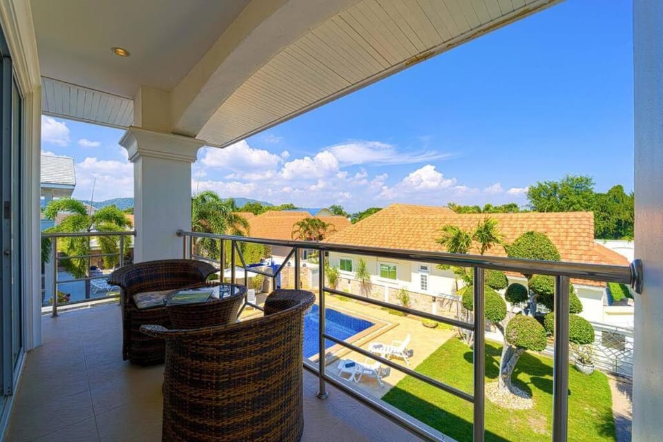 Luxurious 5-Bedroom Private Pool Villa! PV5 Villa in Hua Hin District