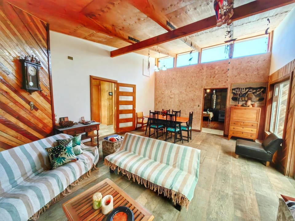 Casa Mila central y a pasos de playa grande House in Los Ríos, Chile