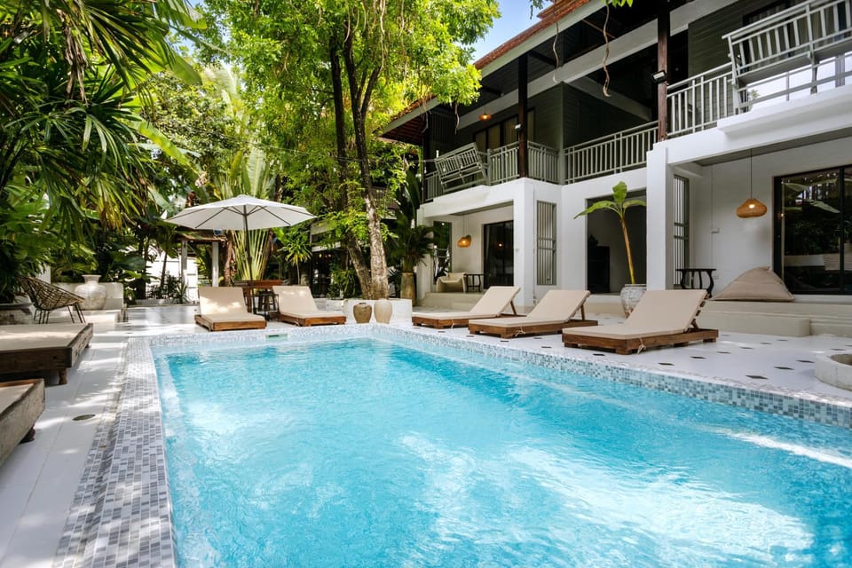 Patio, Natural landscape, Garden, Garden view, Pool view, Swimming pool, Swimming pool