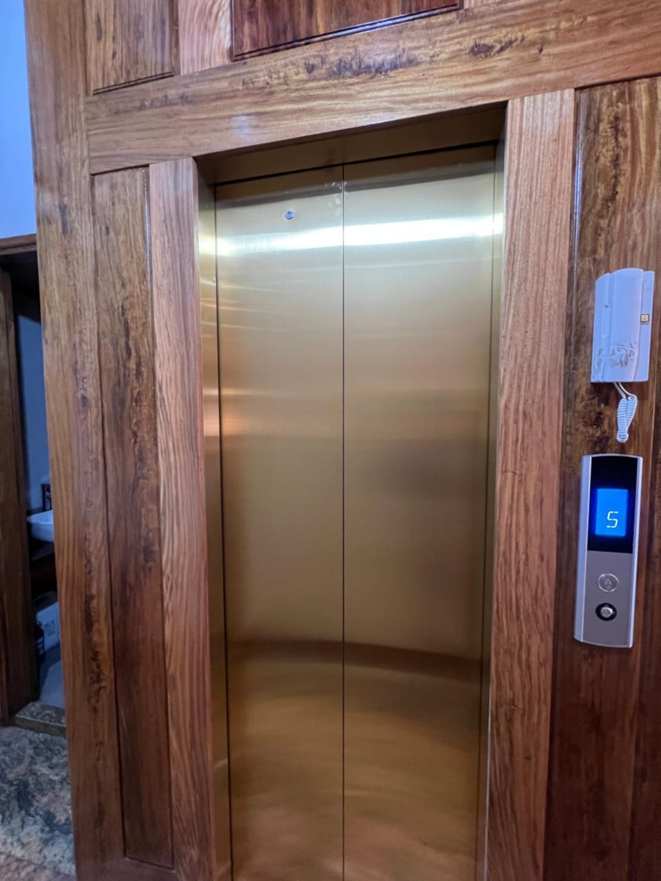 elevator