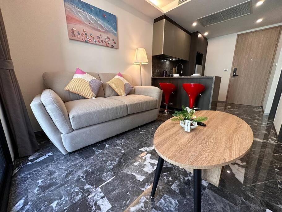 Willow Whisper Nest Apartment in Bangkok