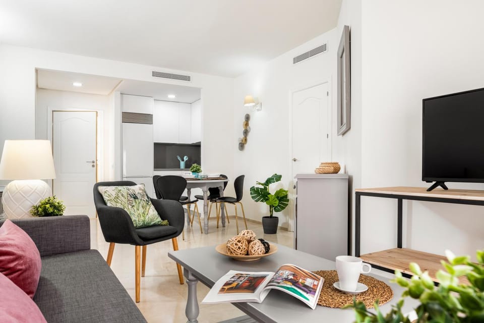 TV and multimedia, Photo of the whole room, stove, kitchen
