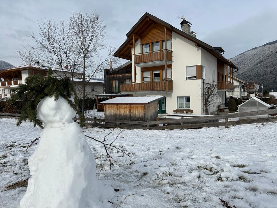 Property building, Winter