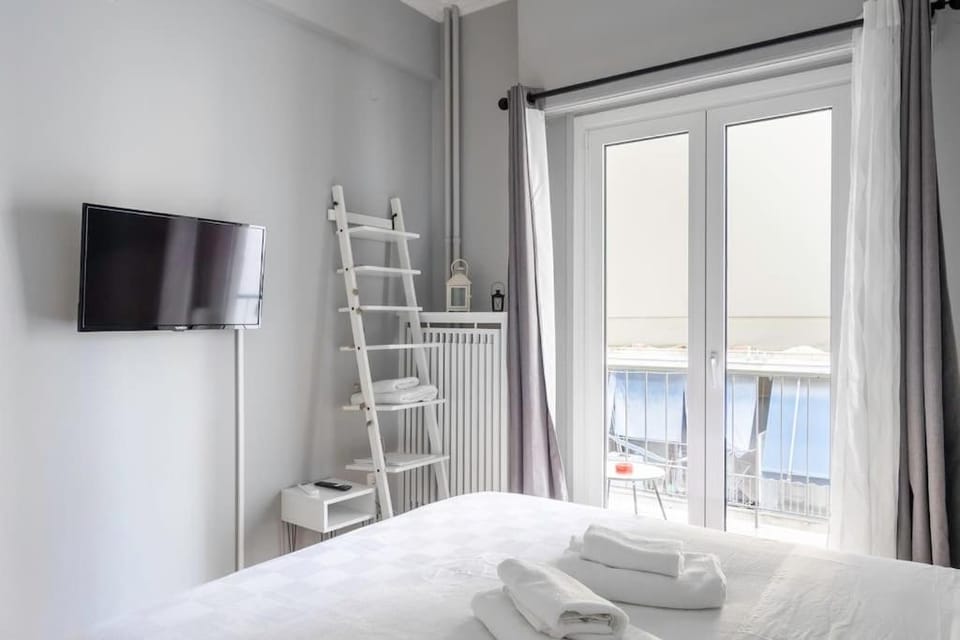 TV and multimedia, Bedroom