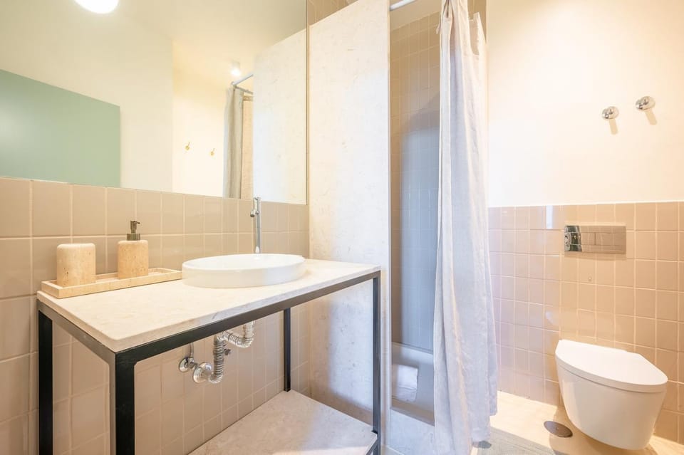 Casas do Tanoeiro by Lisbeyond - Porto Brandão Apartment in Lisbon District