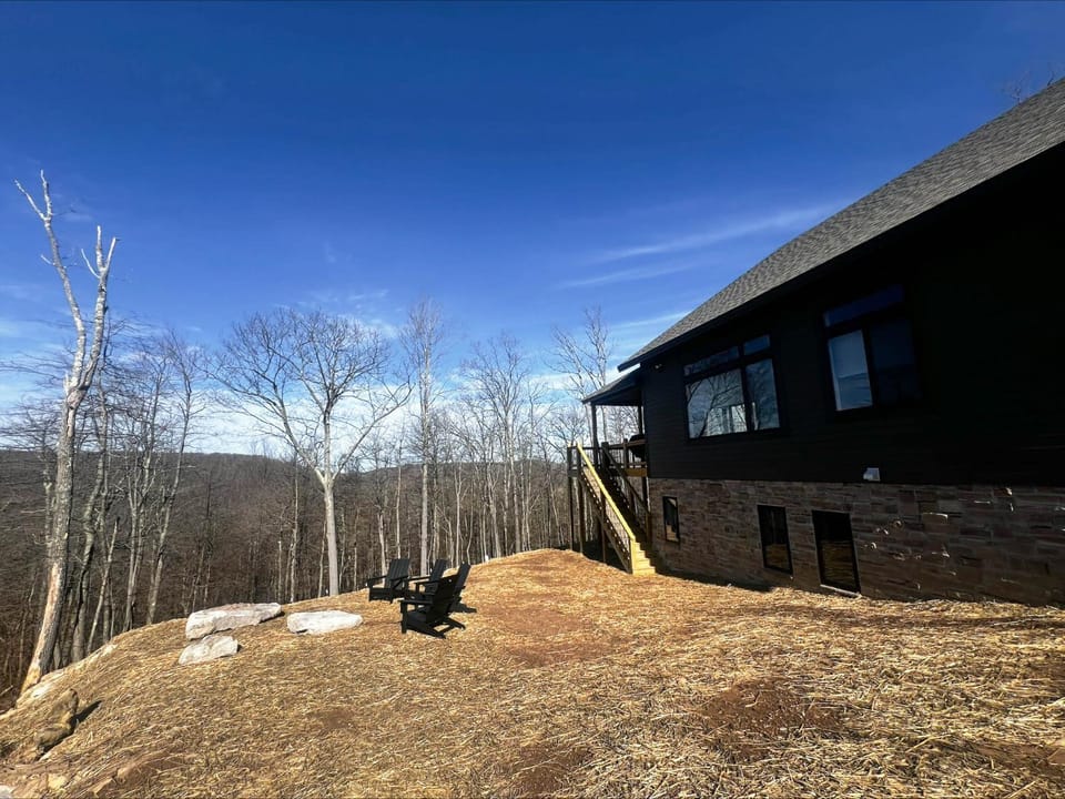 Heavenly Summit House in Deep Creek Lake