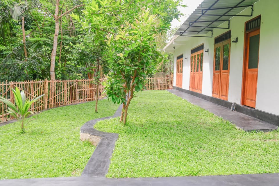 Property building, Garden