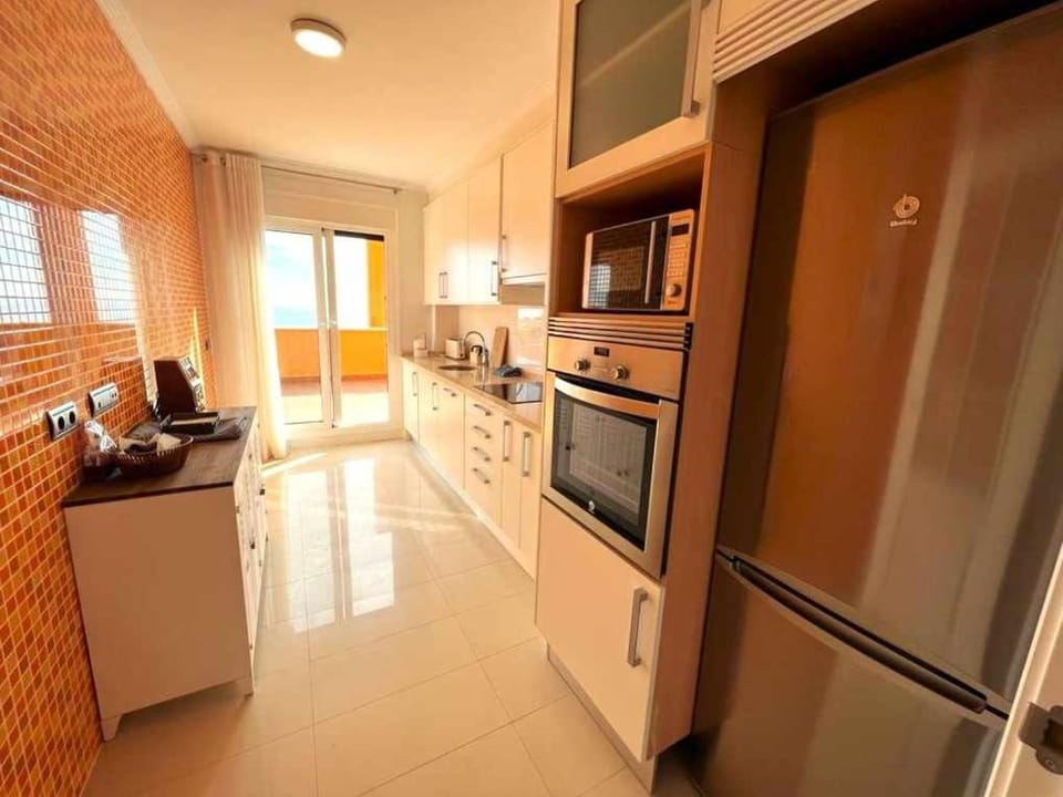 Kitchen or kitchenette, dishwasher, minibar, pet friendly, stove