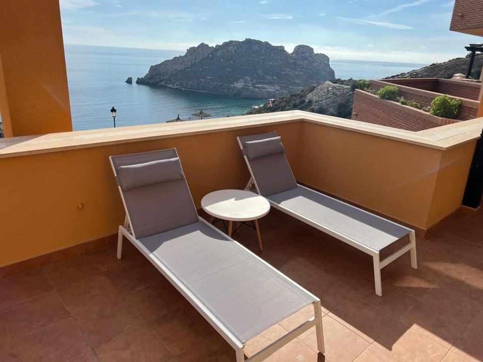 Balcony/Terrace, Sea view, sunbed