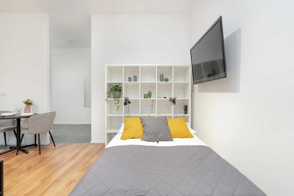 Communal lounge/ TV room, Living room