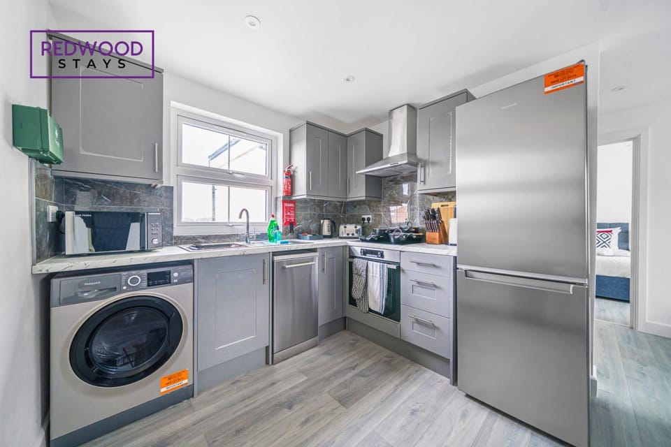 Kitchen or kitchenette, minibar, pet friendly, stove, washing machine