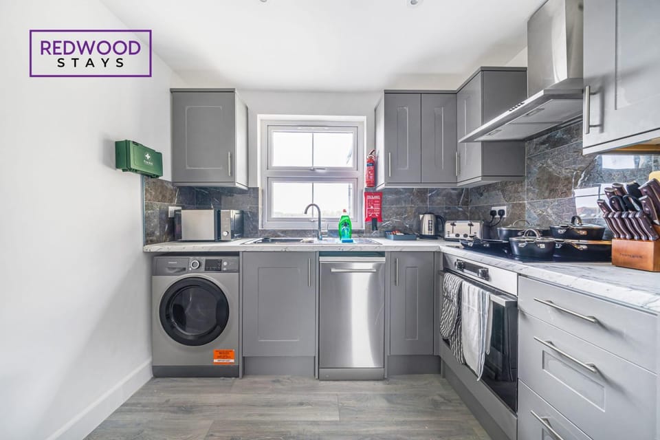 Kitchen or kitchenette, minibar, pet friendly, stove, toaster, washing machine