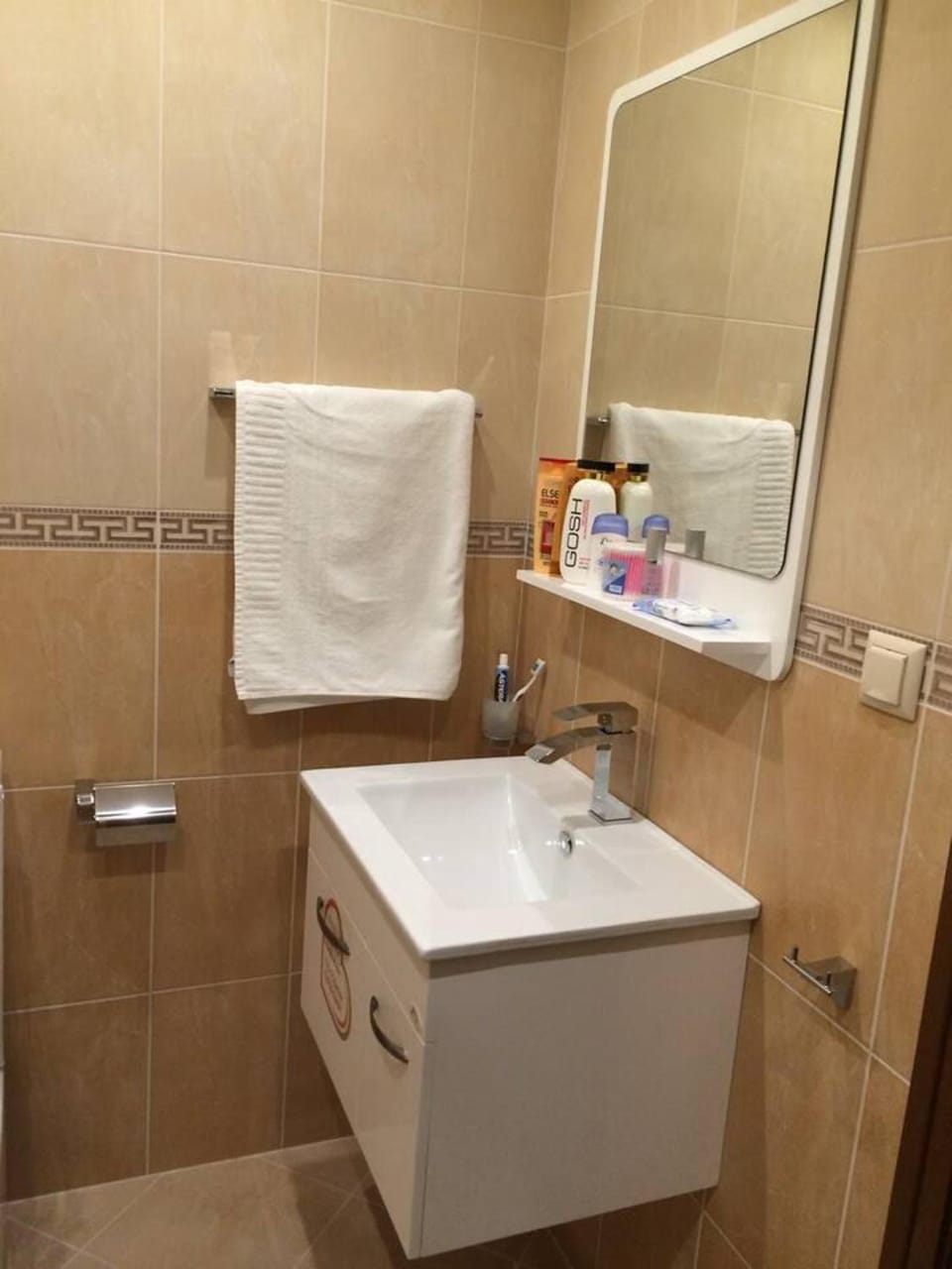 2-Bed - Sleeps 4 - w Parking Apartment in Blagoevgrad