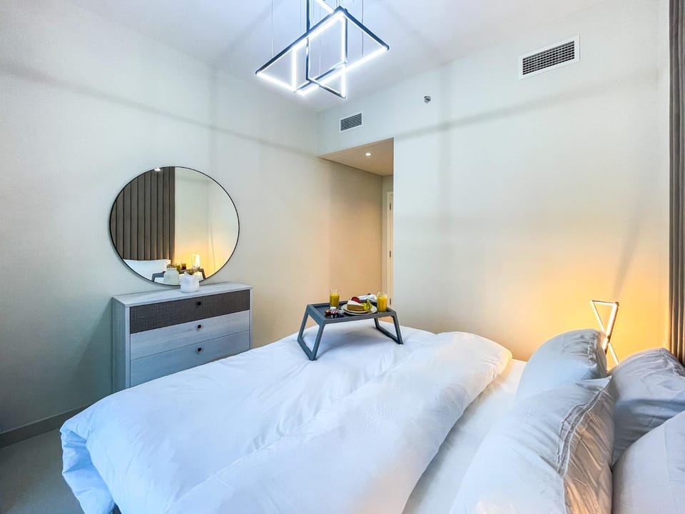 Amazing Apartment with City Views in Downtown 164BC-2 Apartment in Dubai