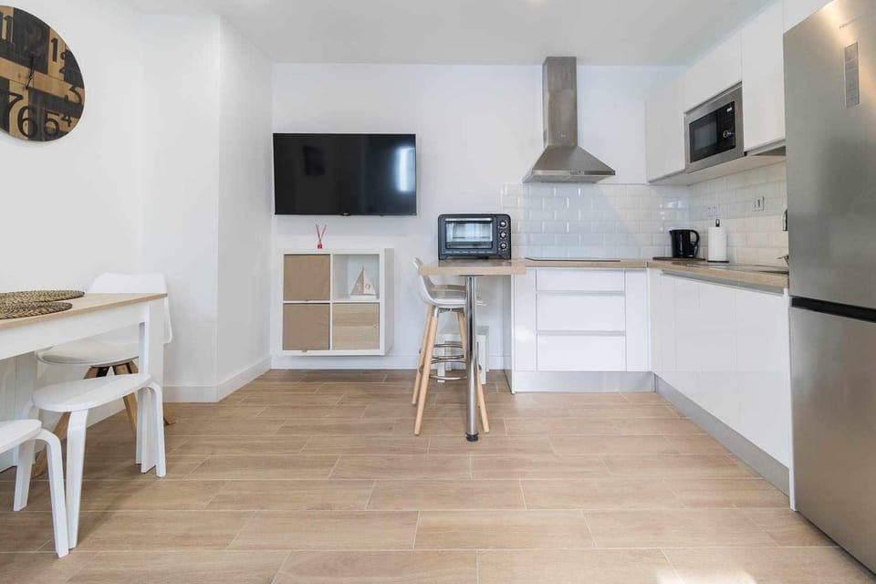 TV and multimedia, Kitchen or kitchenette