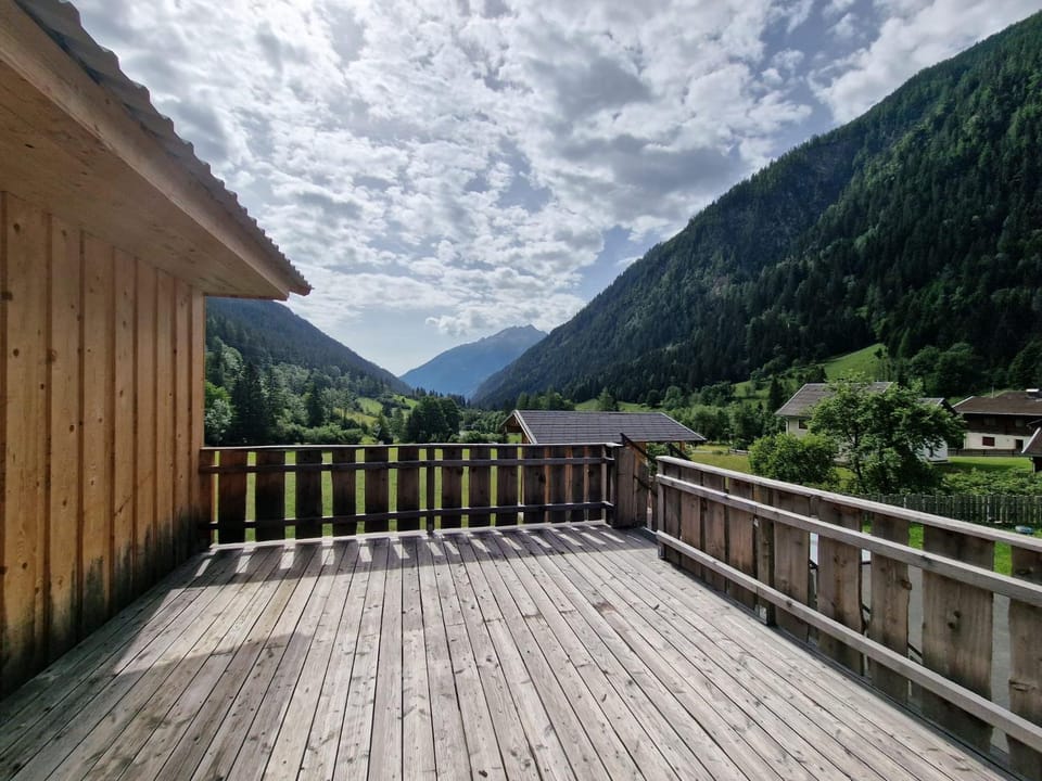 Natural landscape, View (from property/room), Balcony/Terrace, Mountain view
