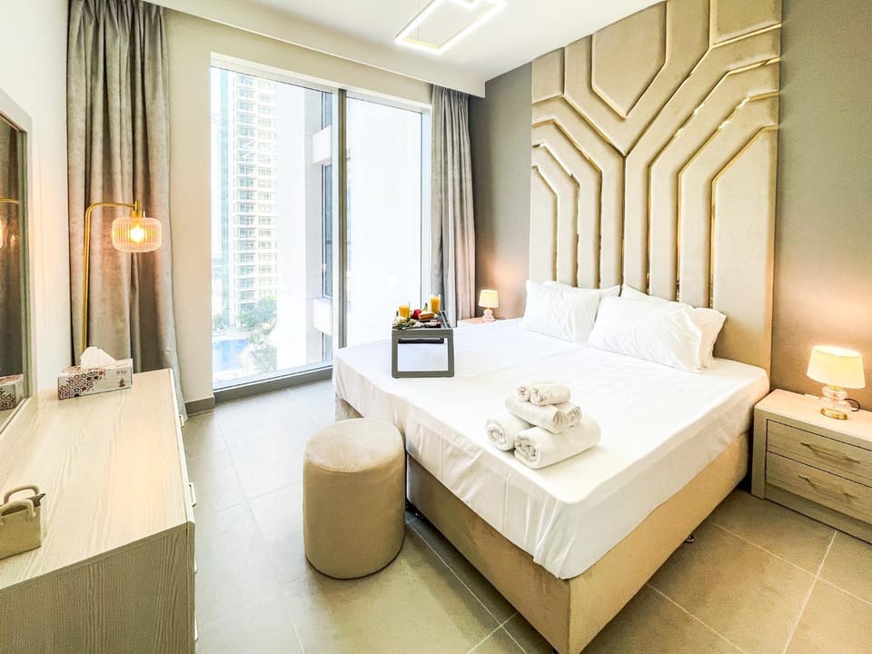 Cozy Apartment with City Views Next to Burj Khalifa 166FO1-2 Apartment in Dubai