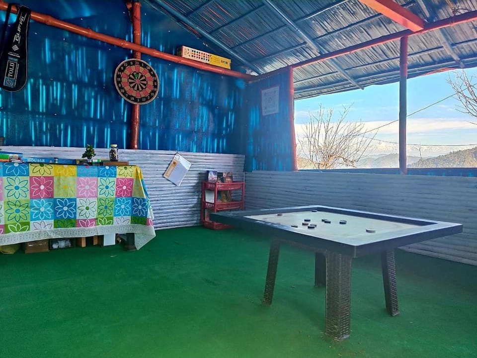 The Pahadi Nest Mukteshwar Hotel in Uttarakhand