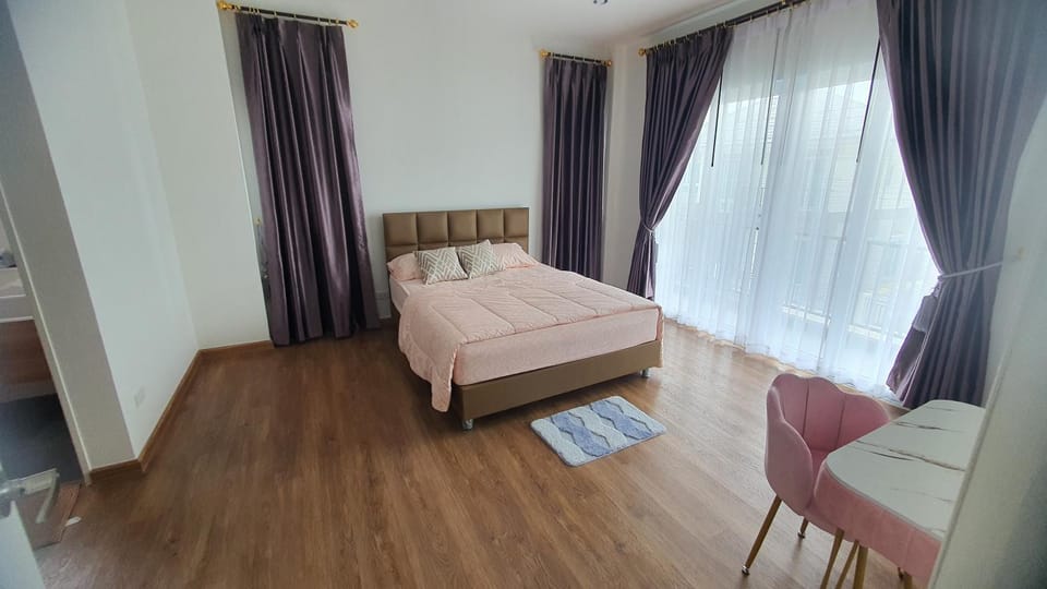 บ้านพักคลอง8 ลำลูกกา Villa in Laos
