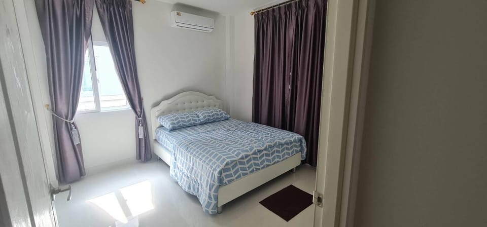 บ้านพักคลอง8 ลำลูกกา Villa in Laos