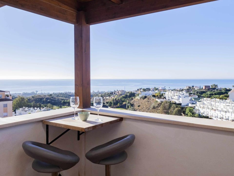 Ático con vistas al mar, piscina y parking Apartment in Axarquía