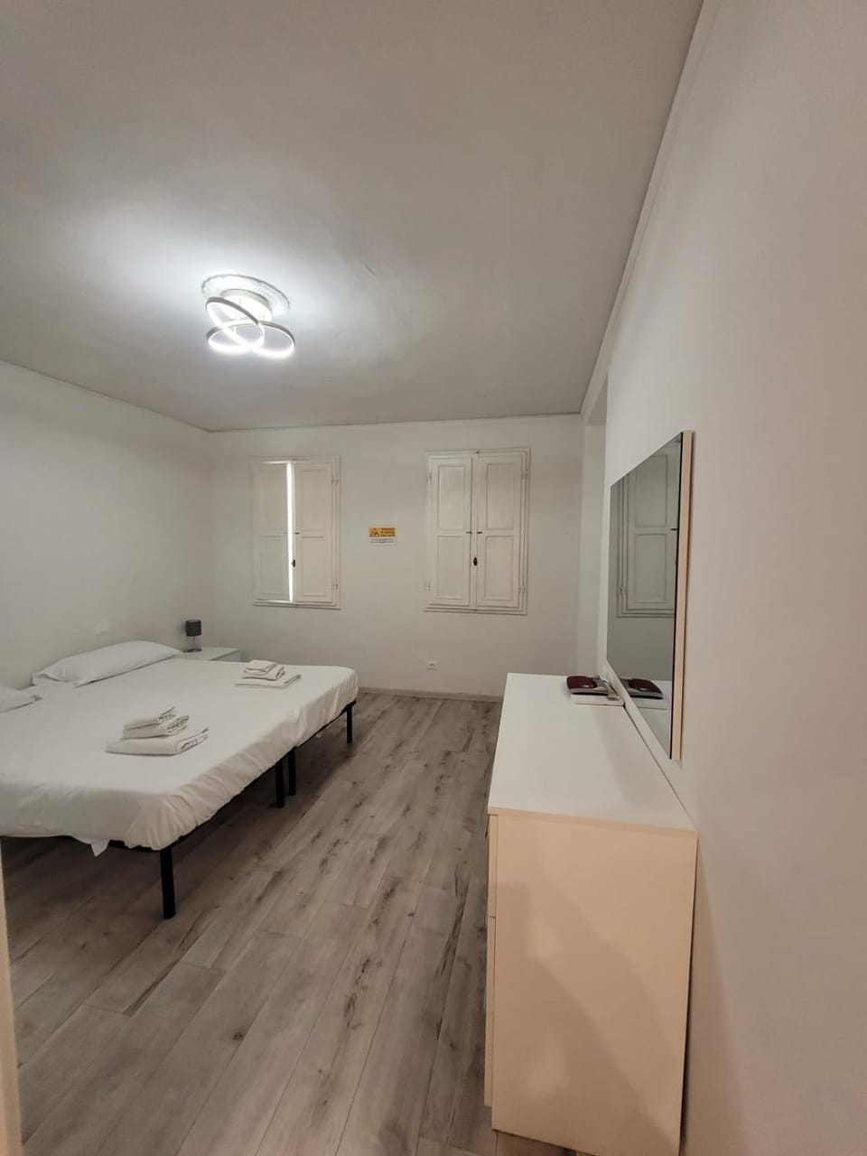 Spacious & Trendy 2BR apartment Apartment in Florence