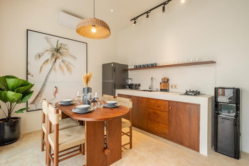 Tropical 2BR Villa at Berawa Canggu I Pool I Enclosed living room Villa in North Kuta