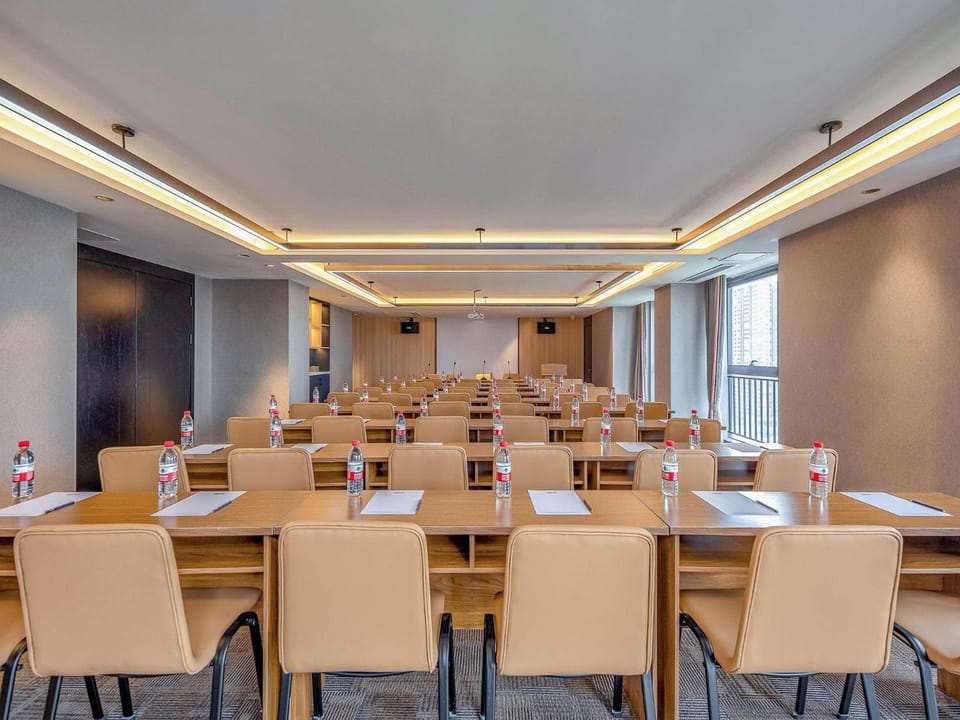 Meeting/conference room