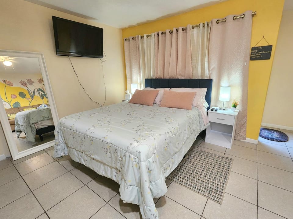 The Sunset Bungalow Vacation rental in Collier County