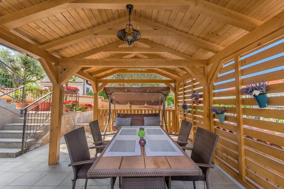 Patio, Day, Garden, Balcony/Terrace, Balcony/Terrace, Seating area, On site, Guests, Area and facilities, Family